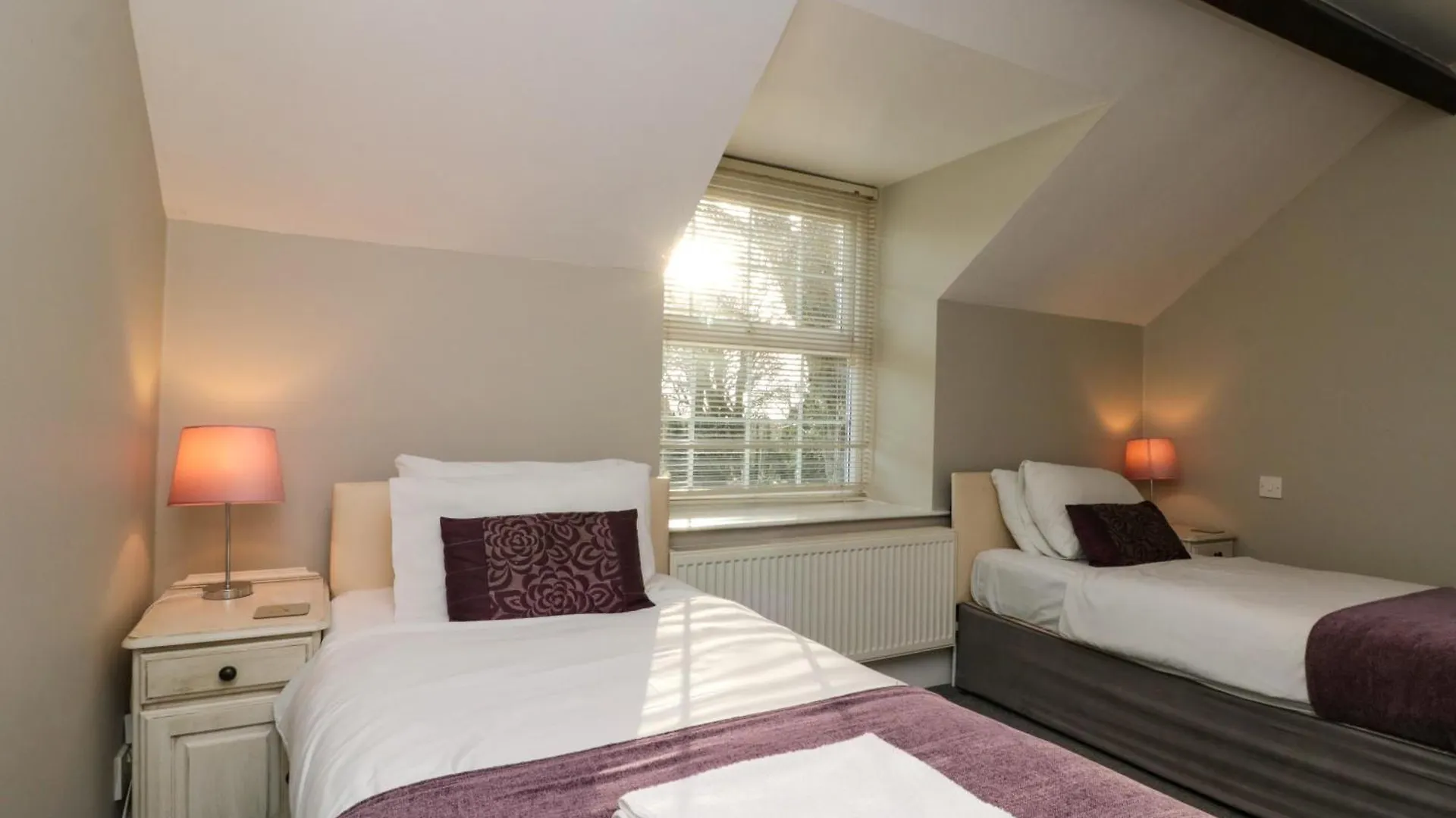 Willa The Coach House Scarborough